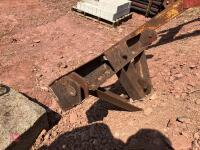 LOADER BOOM, BALE SPIKE & WEIGHT - 7