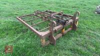 FLAT 8 BALE GRAB - 9