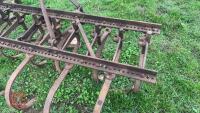 6' FERGUSON II LEG CULTIVATOR - 10