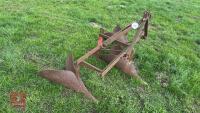 FERGUSON R.DE.20 POTATO RIDGER - 9