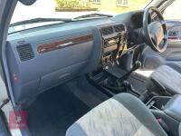 2001 TOYOTA LANDCRUISER SWB 4WD - 10