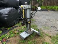 MAJOR LOG SPLITTER - 2