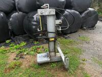 MAJOR LOG SPLITTER - 3