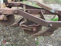 3 FURROW MASSEY FERGUSON PLOUGH - 12