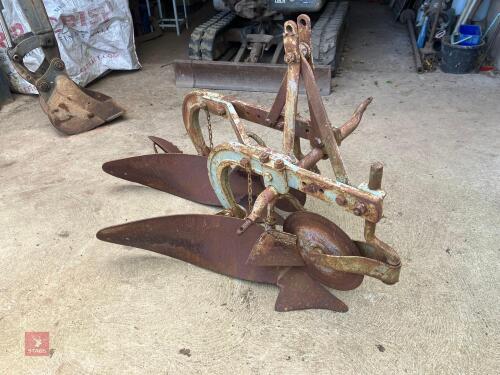 2 FURROW MASSEY FERGUSON PLOUGH
