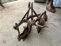 2 FURROW MASSEY FERGUSON PLOUGH - 12