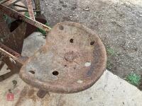 MASSEY FERGUSON POTATO PLANTER - 4