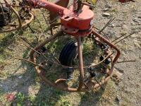 VICON HAYBOB 300 - 11