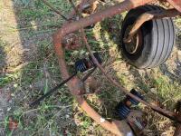 VICON HAYBOB 300 - 23