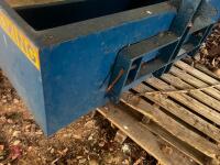 FLEMING TIPPING LINK BOX - 3