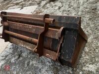 TRACTOR LOADER BUCKET - 6