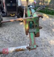 2008 MCHALE ROUND BALE SQUEEZE - 2