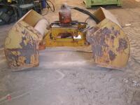 CLAM SHELL GRAB WITH ROTATOR - 2