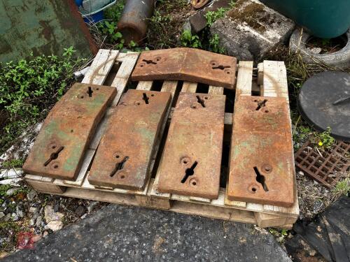 JOHN DEERE FRONT TRACTOR WEIGHTS