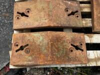JOHN DEERE FRONT TRACTOR WEIGHTS - 4