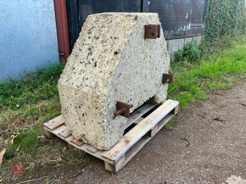 REAR CONCRETE TRACTOR WEIGHT