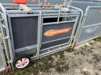 RITCHIE TROMBONE SHEEP HANDLING SYSTEM - 59