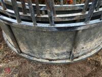 TOMBSTONE ROUND FEEDER - 7