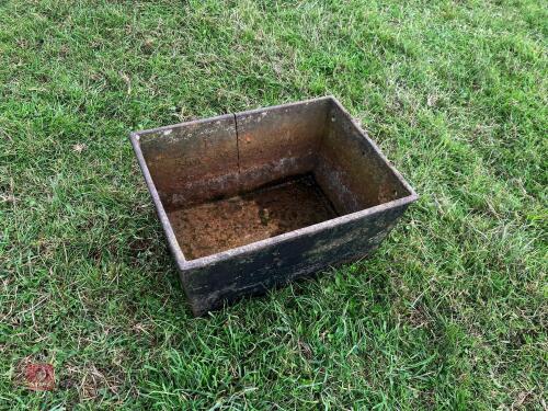2' X 18'' X 1' CAST FEED TROUGH