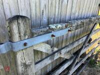 10' WOODEN GATE (B) - 5