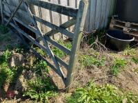 10' WOODEN GATE (B) - 8