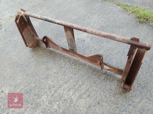 MF LOADER TO EURO CONVERSION BRACKET S/R
