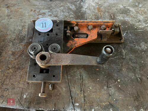 WROUGHT IRON BENDING TOOL (11)