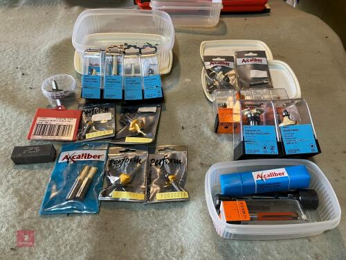 ASSORTED ROUTER CUTTERS