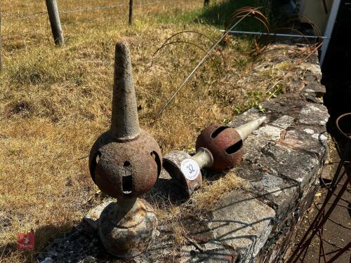 PAIR OF VINTAGE CAST IRON FINIALS (32)