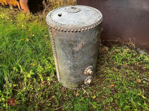 VINTAGE ROUND TANK
