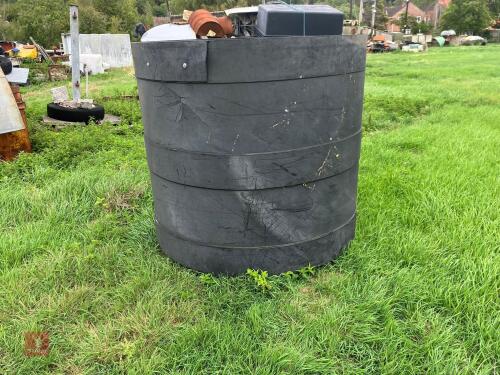 PLASTIC WATER TANK