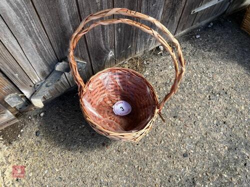 2 BASKETS (3)