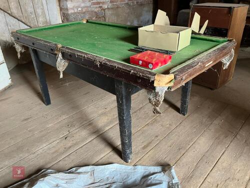 SLATE BED SNOOKER/POOL TABLE