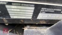 2005 MASSEY FERGUSON 4435 2WD TRACTOR - 27