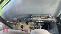 2005 MASSEY FERGUSON 4435 2WD TRACTOR - 45