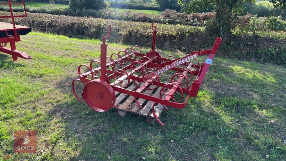 MF/REKORD 5' 6'' SPRING TINE CULTIVATOR