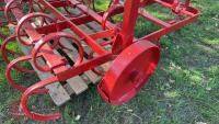 MF/REKORD 5' 6'' SPRING TINE CULTIVATOR - 9