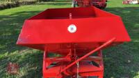 MASSEY FERGUSON II FERTILISER SPINER - 9