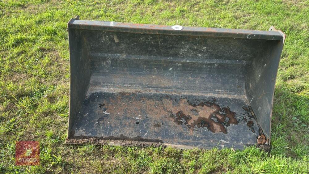 2017 VSTEEL 1.5M LOADER BUCKET