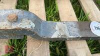 MASSEY FERGUSON DRAWBAR - 3