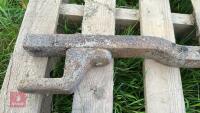 MASSEY FERGUSON DRAWBAR - 5