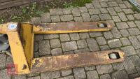 PALLET TRUCKS - 2