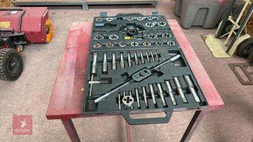 TAP & DIE SET