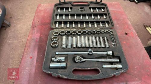BRITOOL SOCKET SET