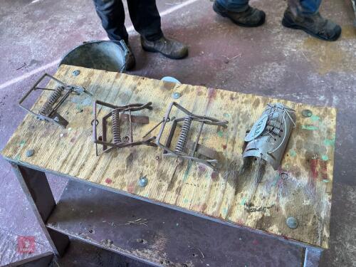4 MOLE TRAPS