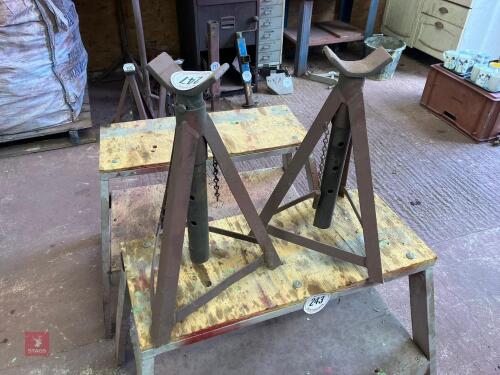 PAIR OF LARGE AXLE STANDS