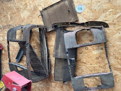 VARIOUS MASSEY FERGUSON GRILLS