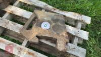 1 MASSEY FERGUSON 27KG FRONT WEIGHT - 9