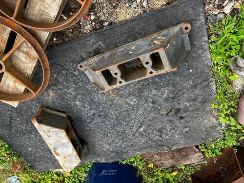 2 BALLAST WEIGHTS