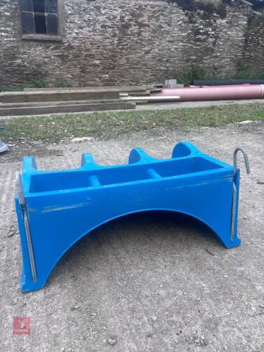 WYDALE 3 TEAT HOOKOVER CALF MILK FEEDER